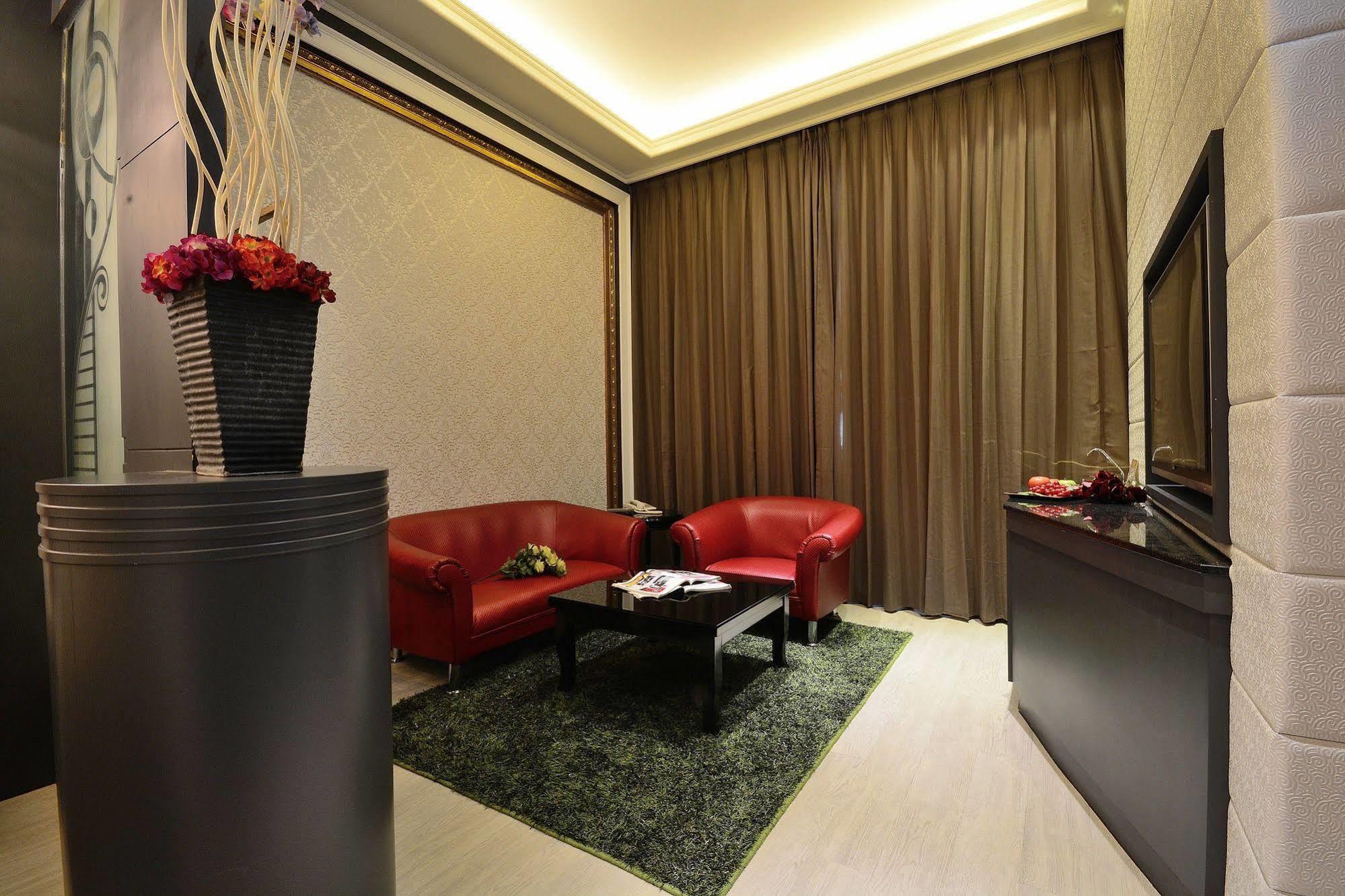 Hea Duenn Motel Taichung Exterior photo